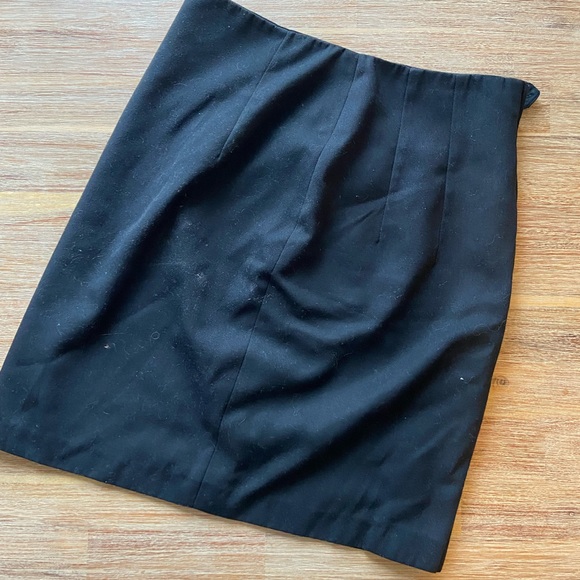 Vintage black pencil skirt - Picture 2 of 4
